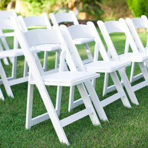 Chaise wedding blanche